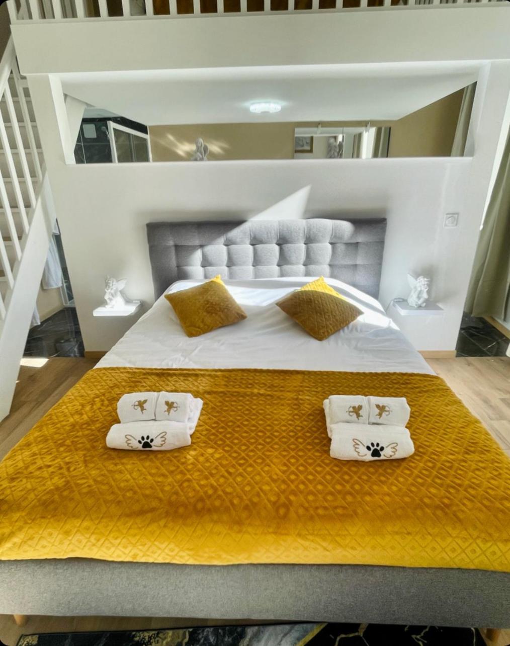 Bed and Breakfast Les 3 Anges De Sigean Exterior foto